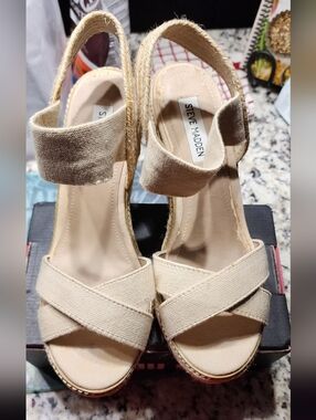 Steve Madden Natural Beige Espadrille Wedge Sandals